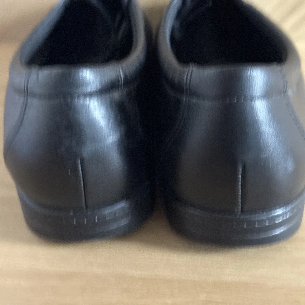 SAS Whisper Lace Ups Womens Size 11 N Black Leather Tripad Comfort Walking Shoes